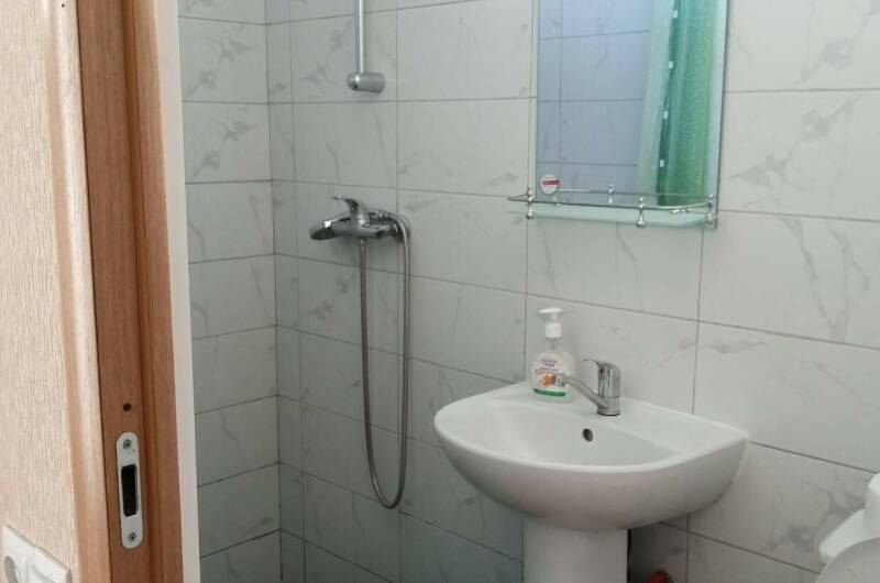 Двухкомнатный с кухней