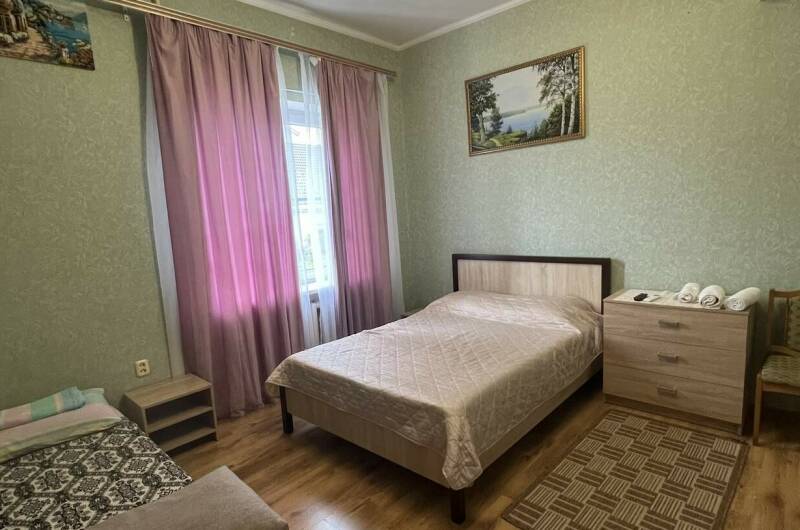 Трехместный номер с удобствами