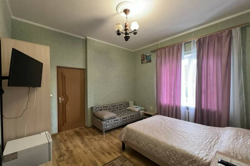 Трехместный номер с удобствами