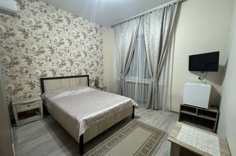 Двухместный номер с удобствами и балконом (11)