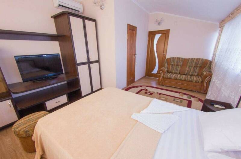 Трёхместный номер «Стандарт» с доп. местом