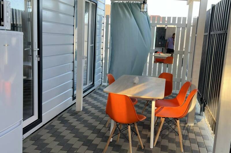 Домик 2-х комнатный с видом на бассейн