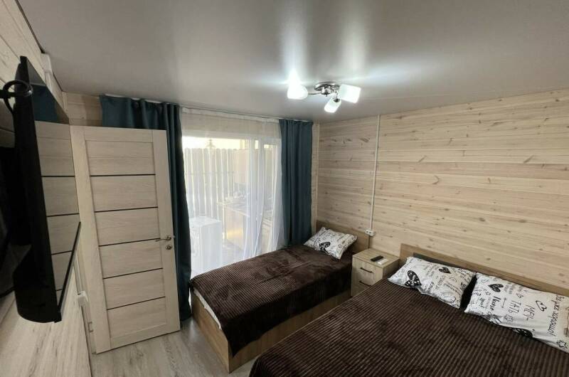 Домик 2-х комнатный с видом на бассейн