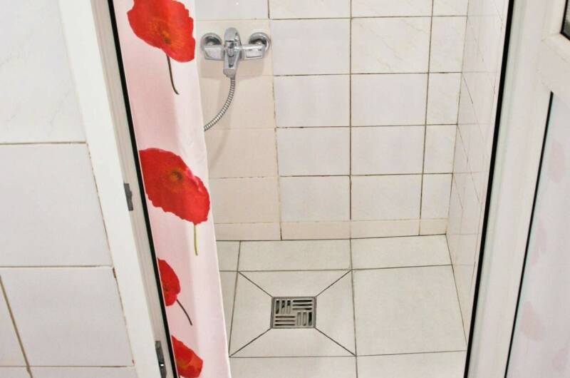 Трехместный номер «Эконом» 01−03