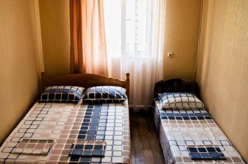 Трехместный номер «Эконом» 03−07