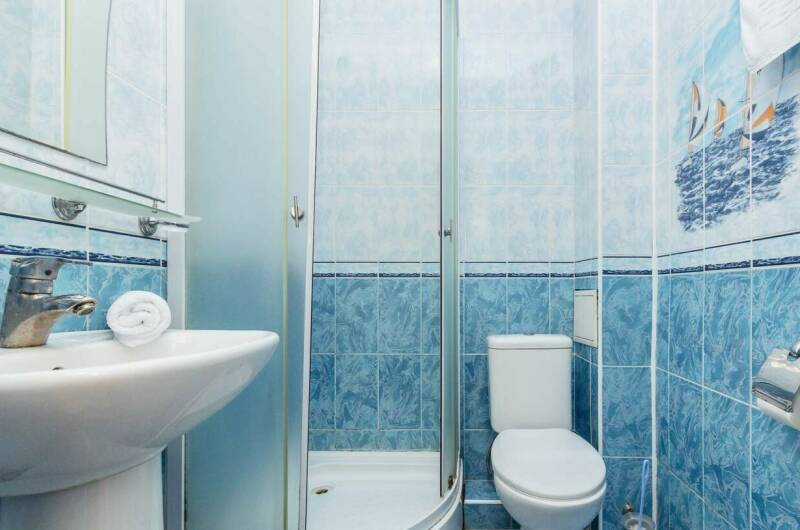 Трехместный номер с балконом