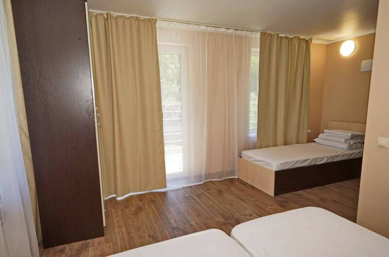 Трехместный «Улучшенный Плюс»