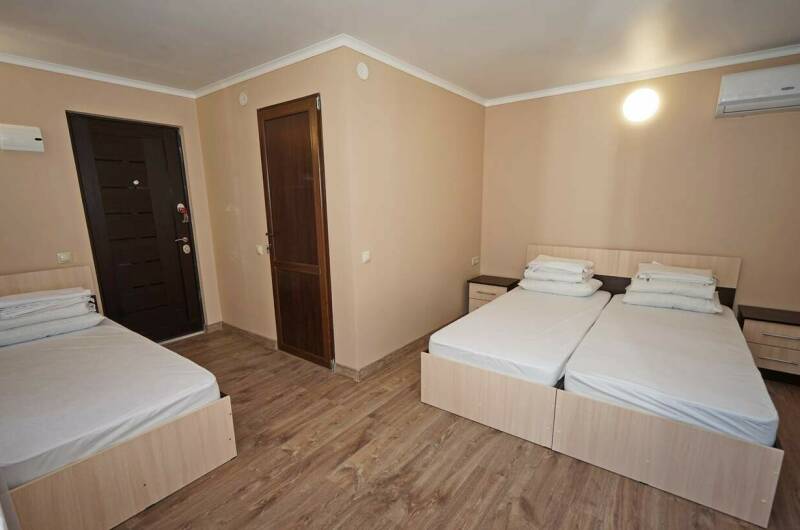 Трехместный «Улучшенный Плюс»