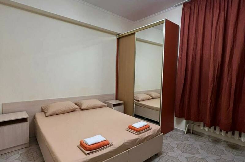 Студия с кухней и с отдельным входом