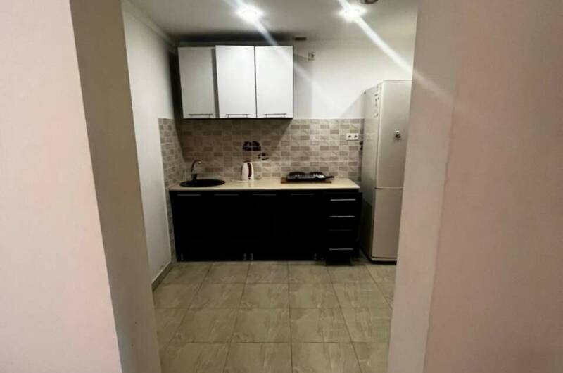 Студия с кухней и с отдельным входом