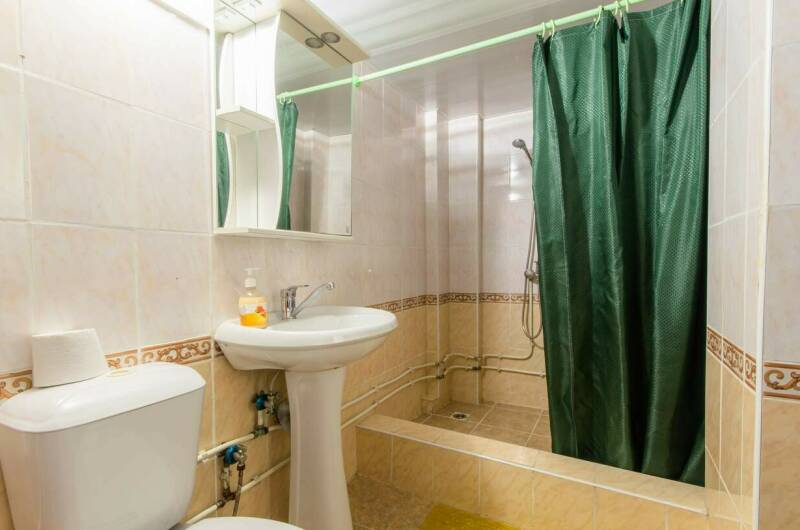 Двухкомнатный номер на 5 человек