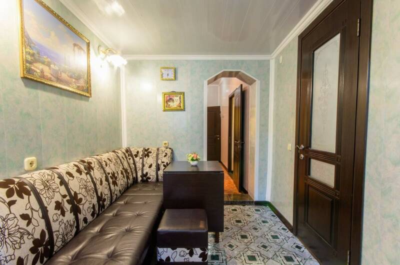 Двухкомнатный номер на 6 человек