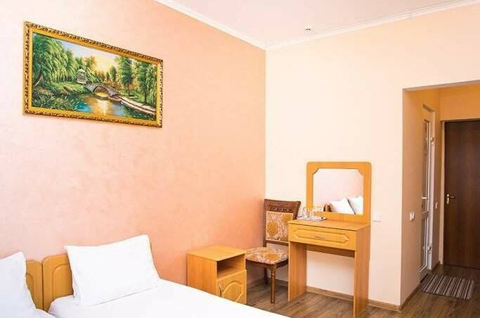 Номер «Стандарт» с 2 односпальными кроватями