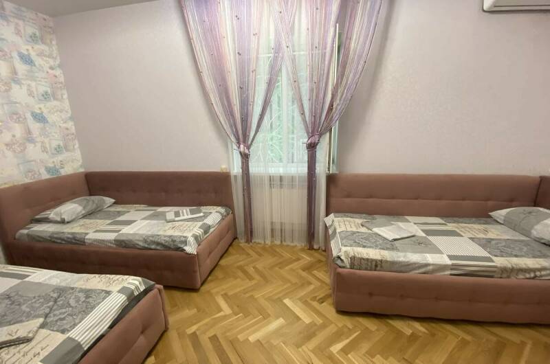 Трёхместная комната || этаж