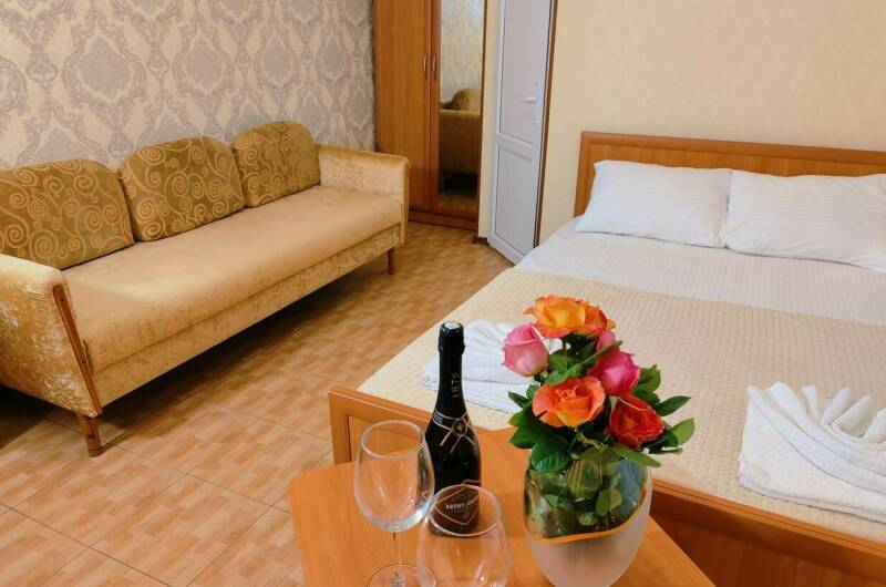 «Люкс» Евродвушка 2х комнатный с кухней