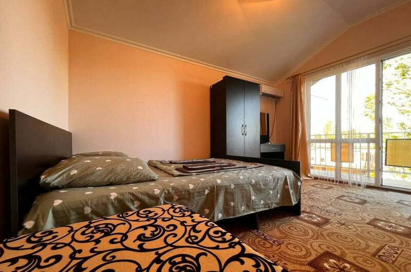 Трехместный ПолуЛюкс"