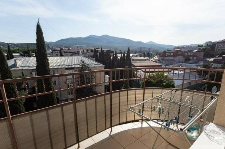 Однокомнатная квартира № 9−1 (7 этаж)