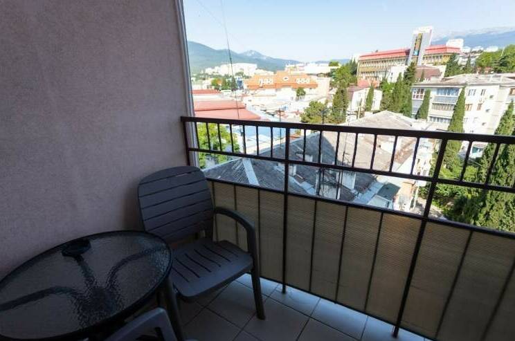 Двухкомнатная квартира 9−2 (7 этаж)