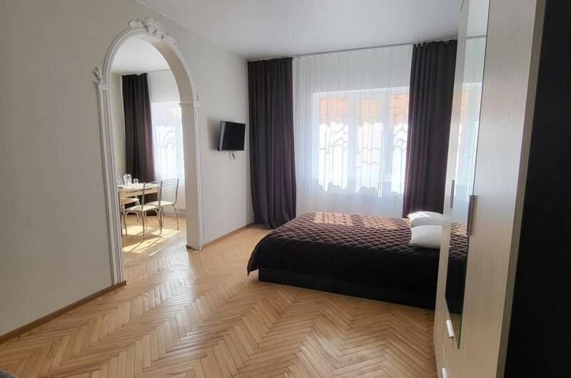 Апартаменты двухкомнатные с кухней