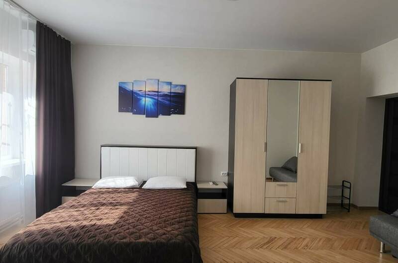 Апартаменты двухкомнатные с кухней