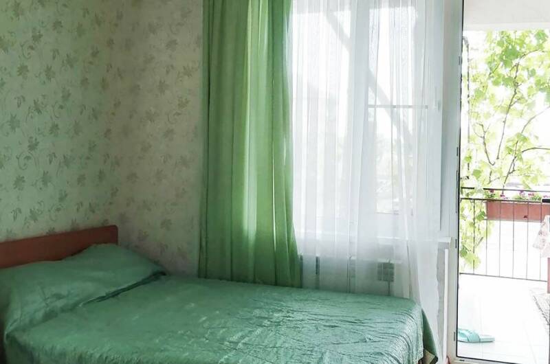 Трёхместная комната 12