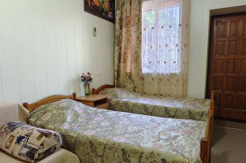 4х местный стандарт с террасой