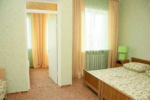 Двухкомнатный с удобствами на этаже (Зеленый)