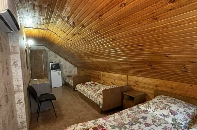 4-х местный на мансарде