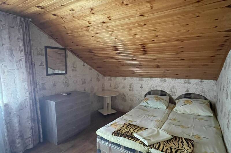 3-х местный на мансарде