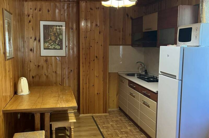 Двухкомнатное помещение с кухней 1353