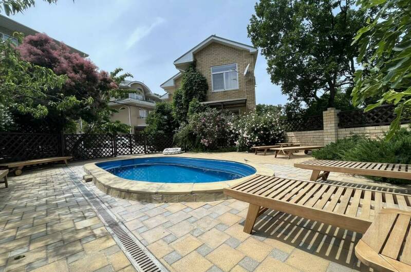 Двухместное помещение на втором этаже 12 103