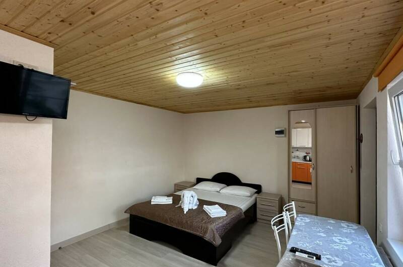 «Комфорт» с кухней № 5