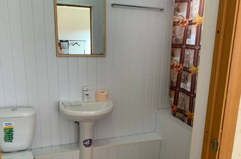 Трехместный с двориком