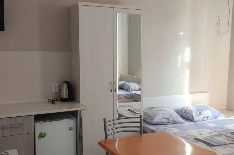 Пятиместная студия с кухней