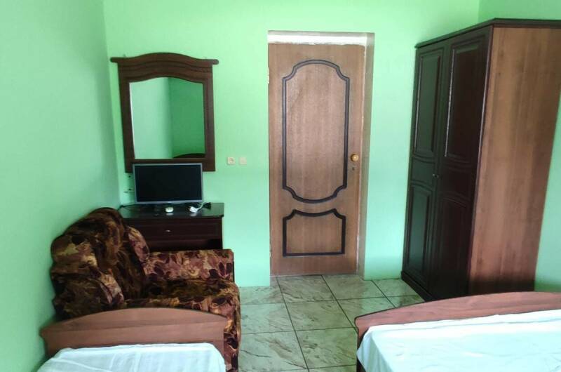 3-х местный номер со своим санузлом в коридоре