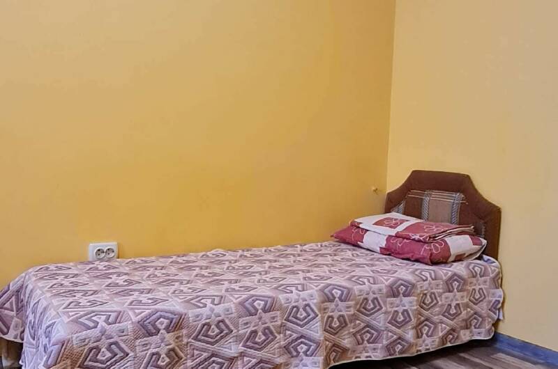 Двухкомнатный номер на 5−7 человек