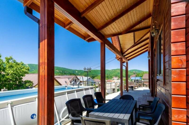 Двухэтажный Коттедж с мангальным комплексом