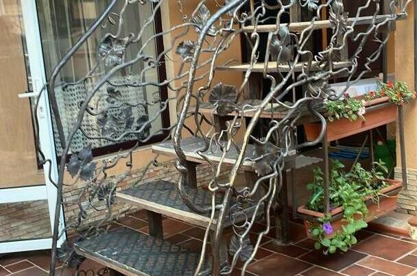 Трёхместный номер с балконом