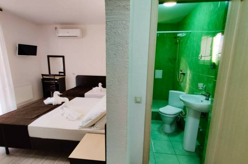 Стандартный 4-местный с балконом