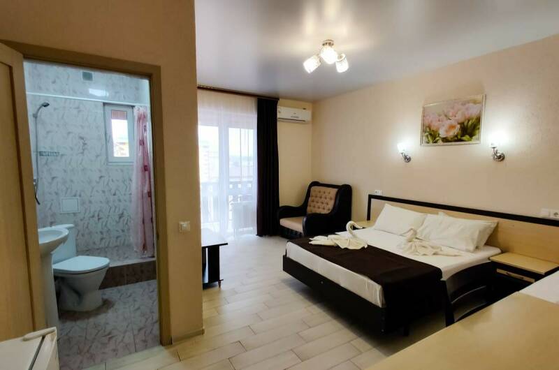 Стандартный 3-х местный с балконом