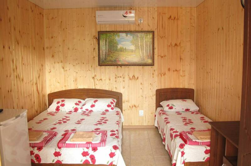 Трёхместный номер с удобствами