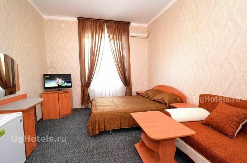 Полулюкс 4- х местный с терассой