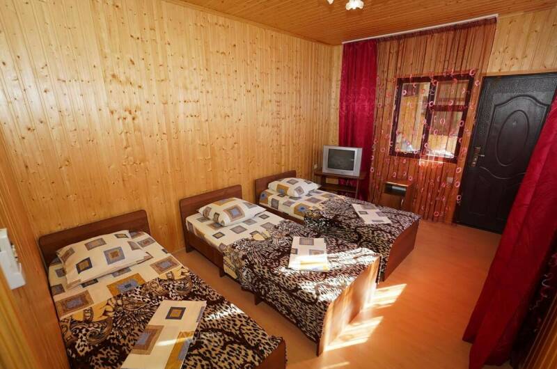 Трехместная комната с удобствами «Стандарт»