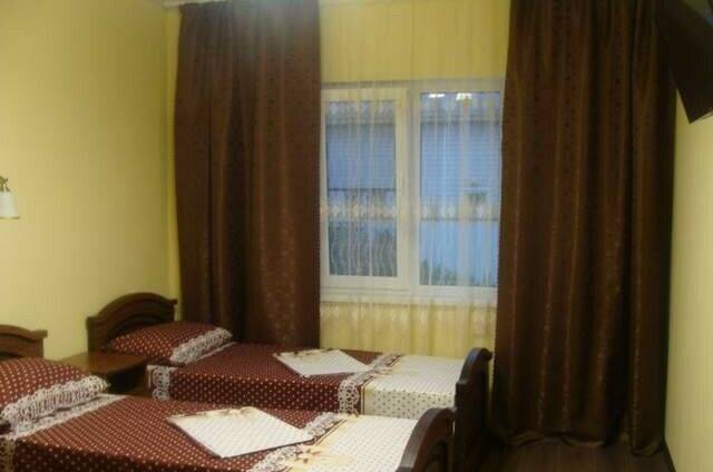 Трехместная комната с удобствами «Комфорт»