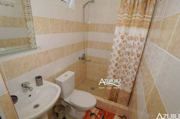 Пятиместная комната с удобствами «Комфорт»