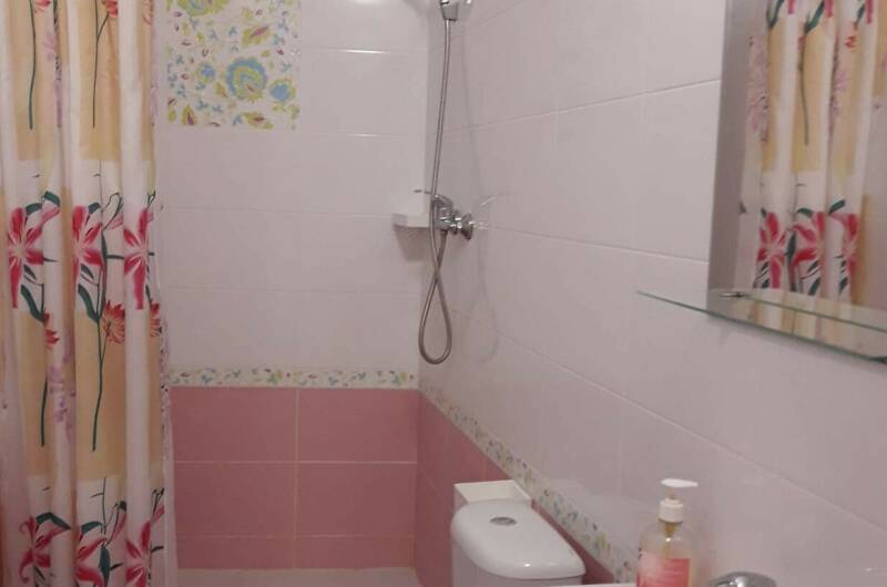 2 комн. с удобствами с балконом отдельным входом