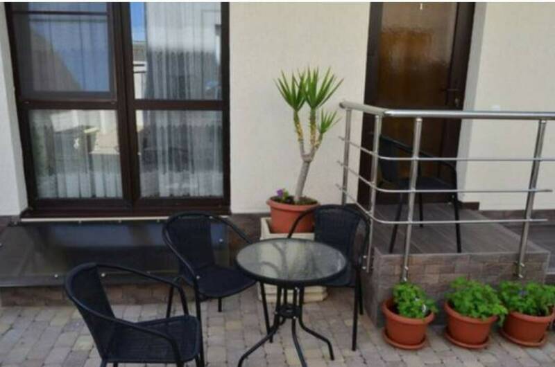 Семейный номер на 3−4 чел., + 1 доп. место 1й этаж