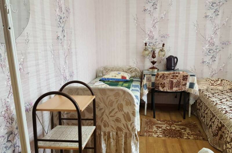 Комната «Розовая» 3−4 человека