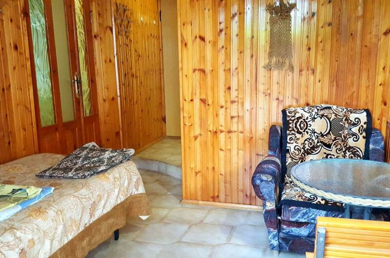 Дом 4−5 человек