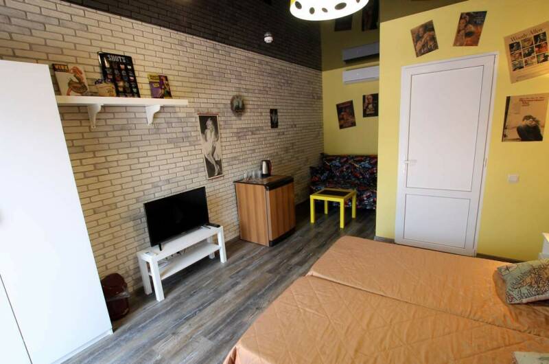 Номер «Голливуд»